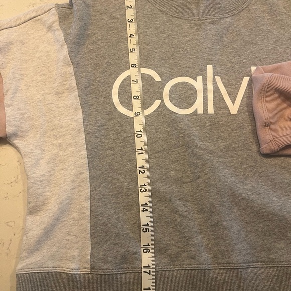 Girls Calvin Klein crew necks (bundle of 3) - Picture 8 of 16